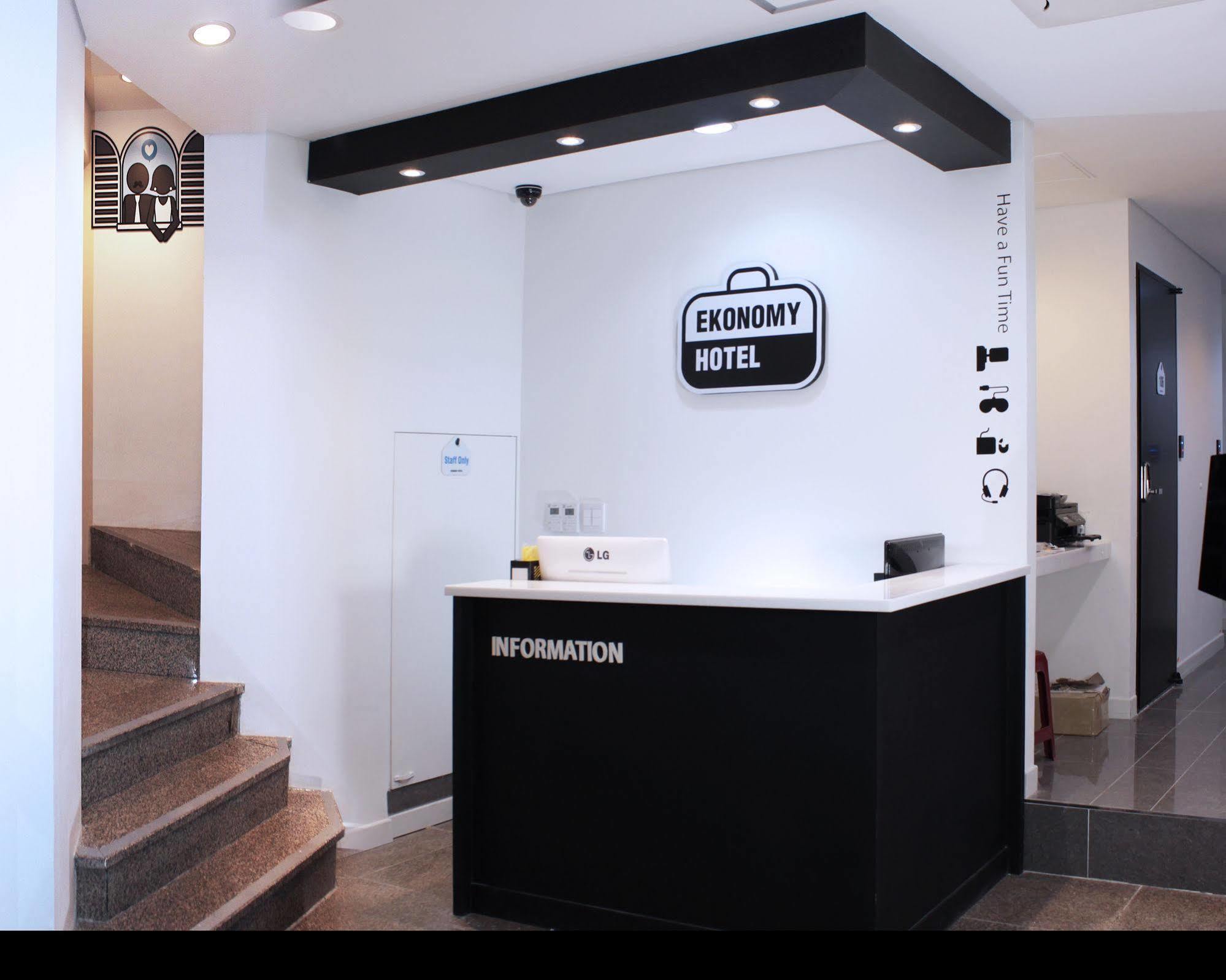 Ekonomy Hotel Dongdaemun Szöul Kültér fotó