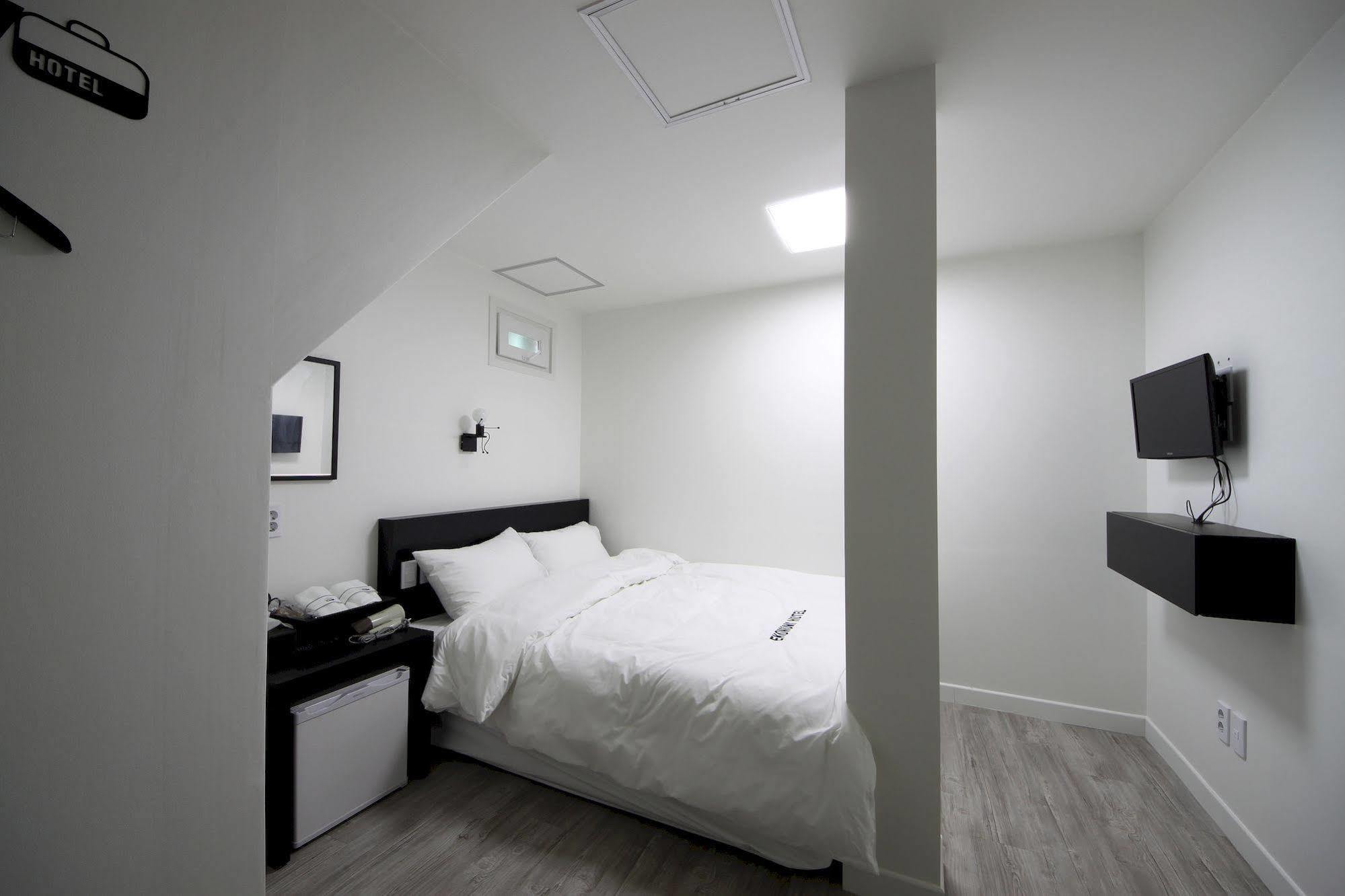 Ekonomy Hotel Dongdaemun Szöul Kültér fotó