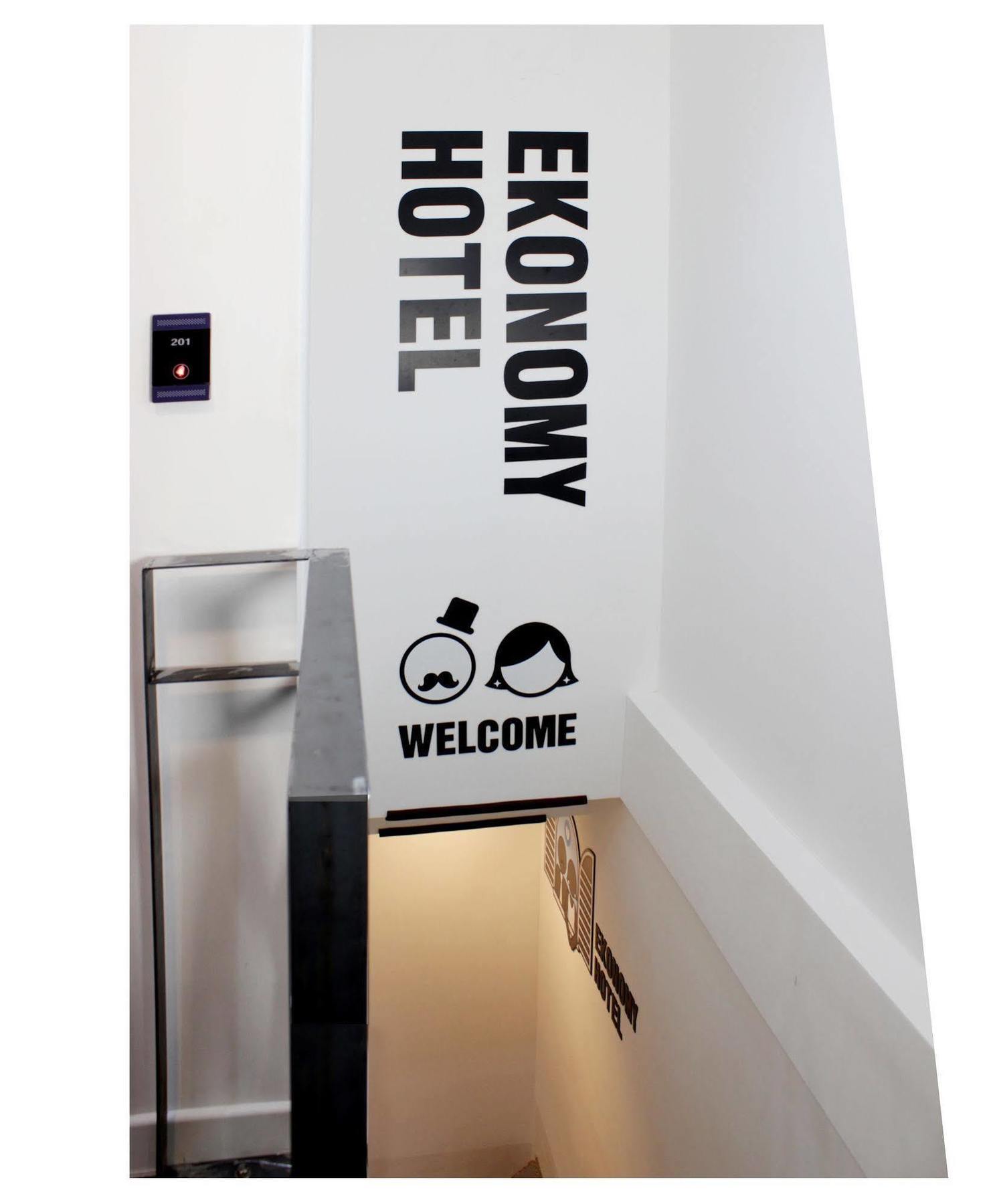Ekonomy Hotel Dongdaemun Szöul Kültér fotó