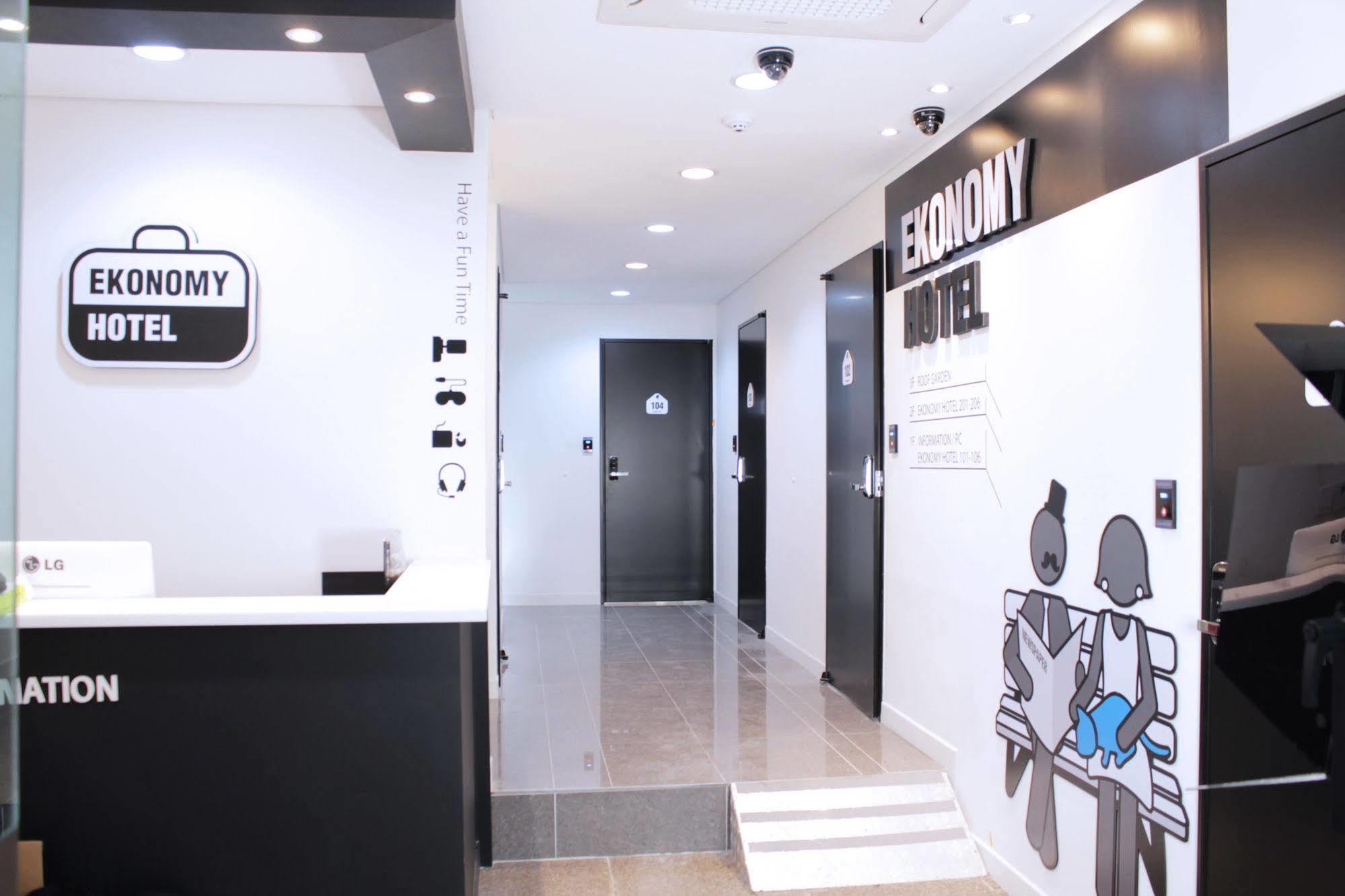 Ekonomy Hotel Dongdaemun Szöul Kültér fotó